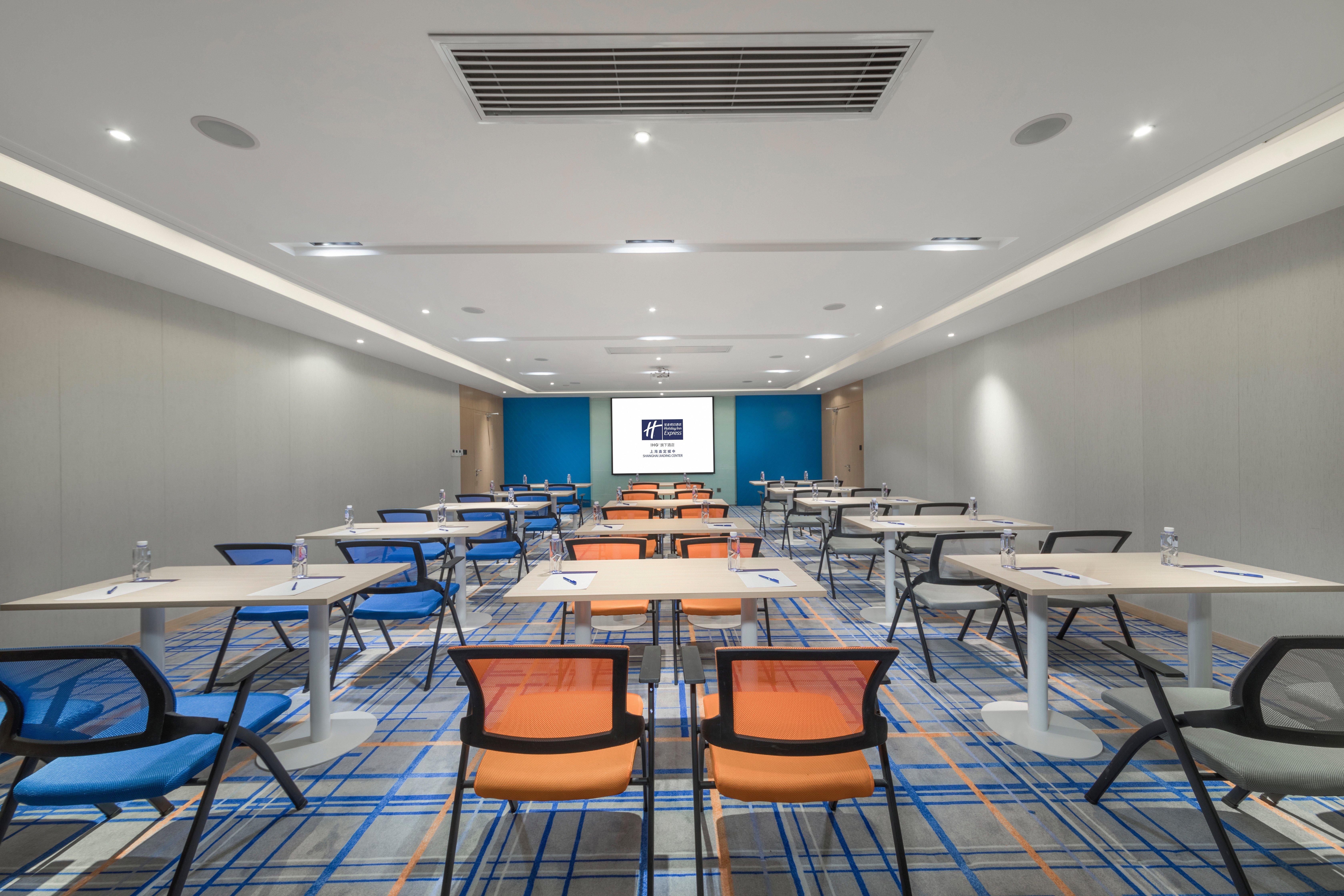 Holiday Inn Express Shanghai Jiading Center By Ihg Экстерьер фото
