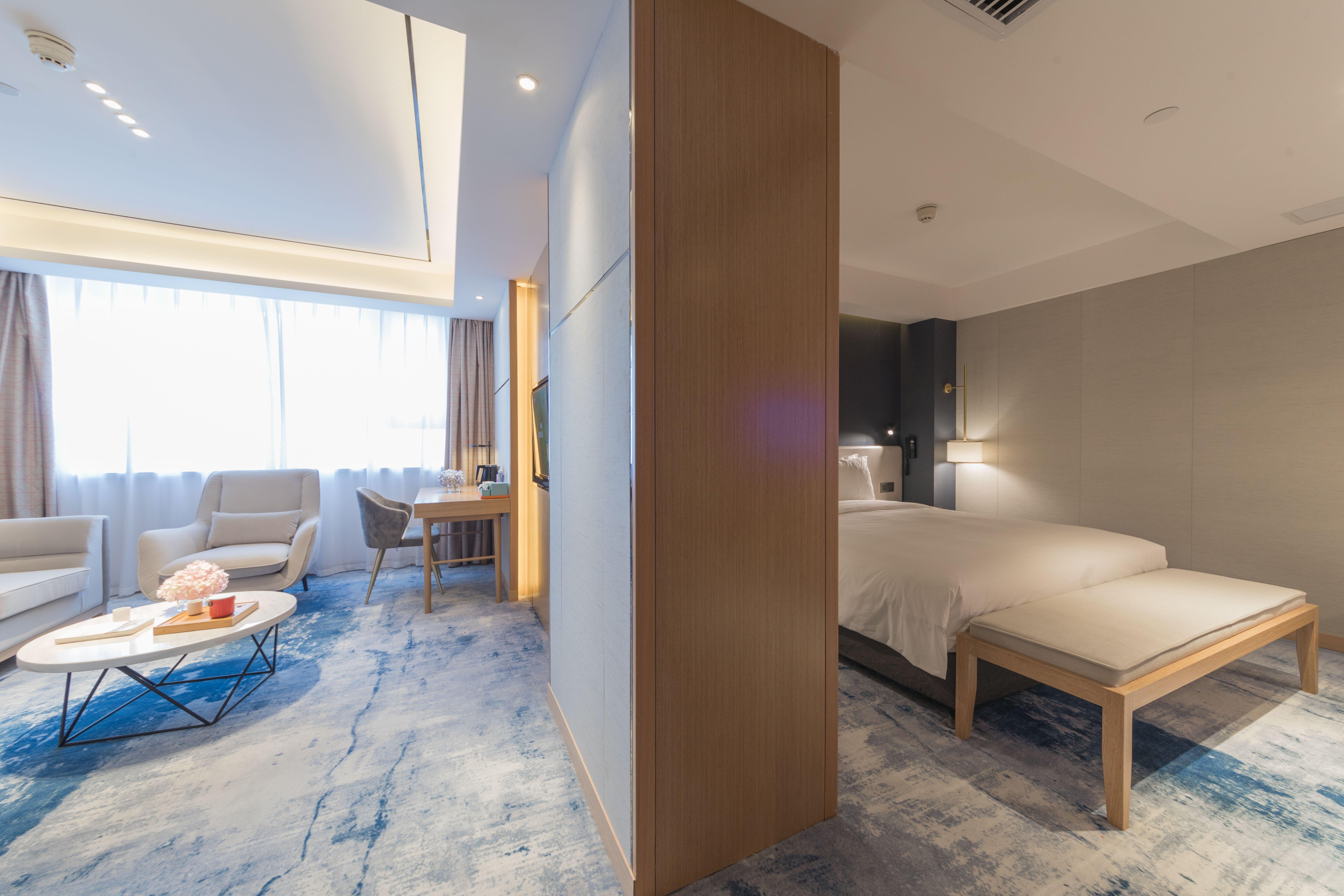 Holiday Inn Express Shanghai Jiading Center By Ihg Экстерьер фото