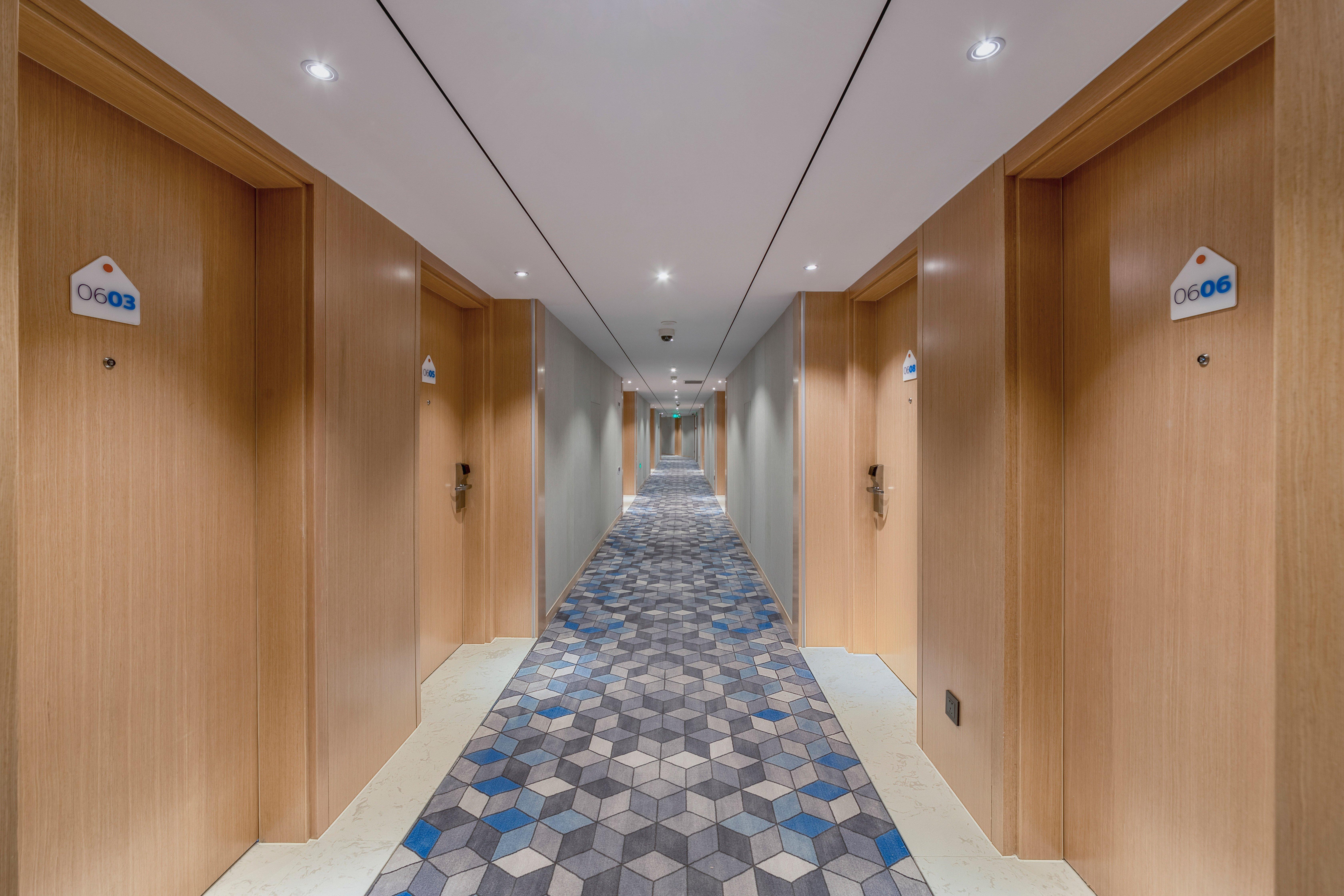 Holiday Inn Express Shanghai Jiading Center By Ihg Экстерьер фото